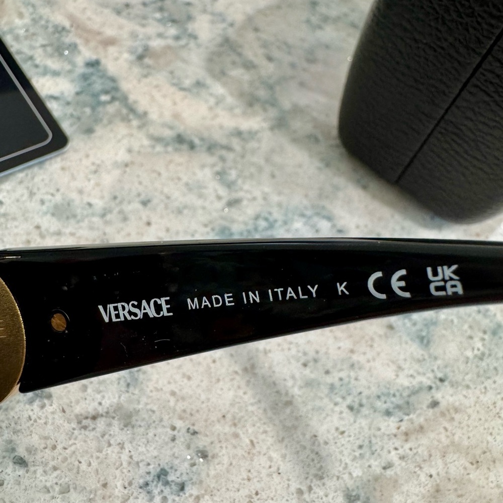 Versace Black Sunglasses - Picture 6 of 10